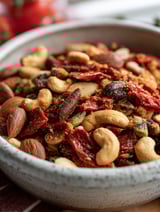 A bowl of pizza trail mix.
